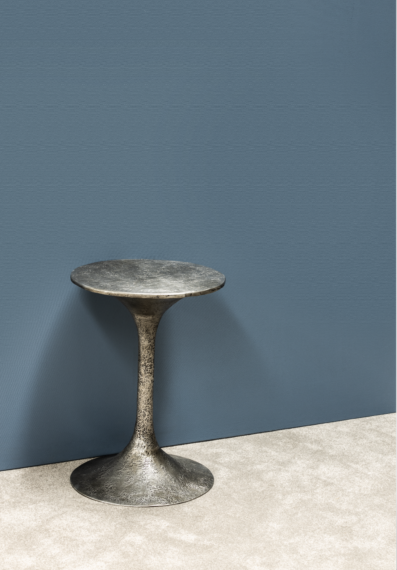 ETNA SIDE TABLE