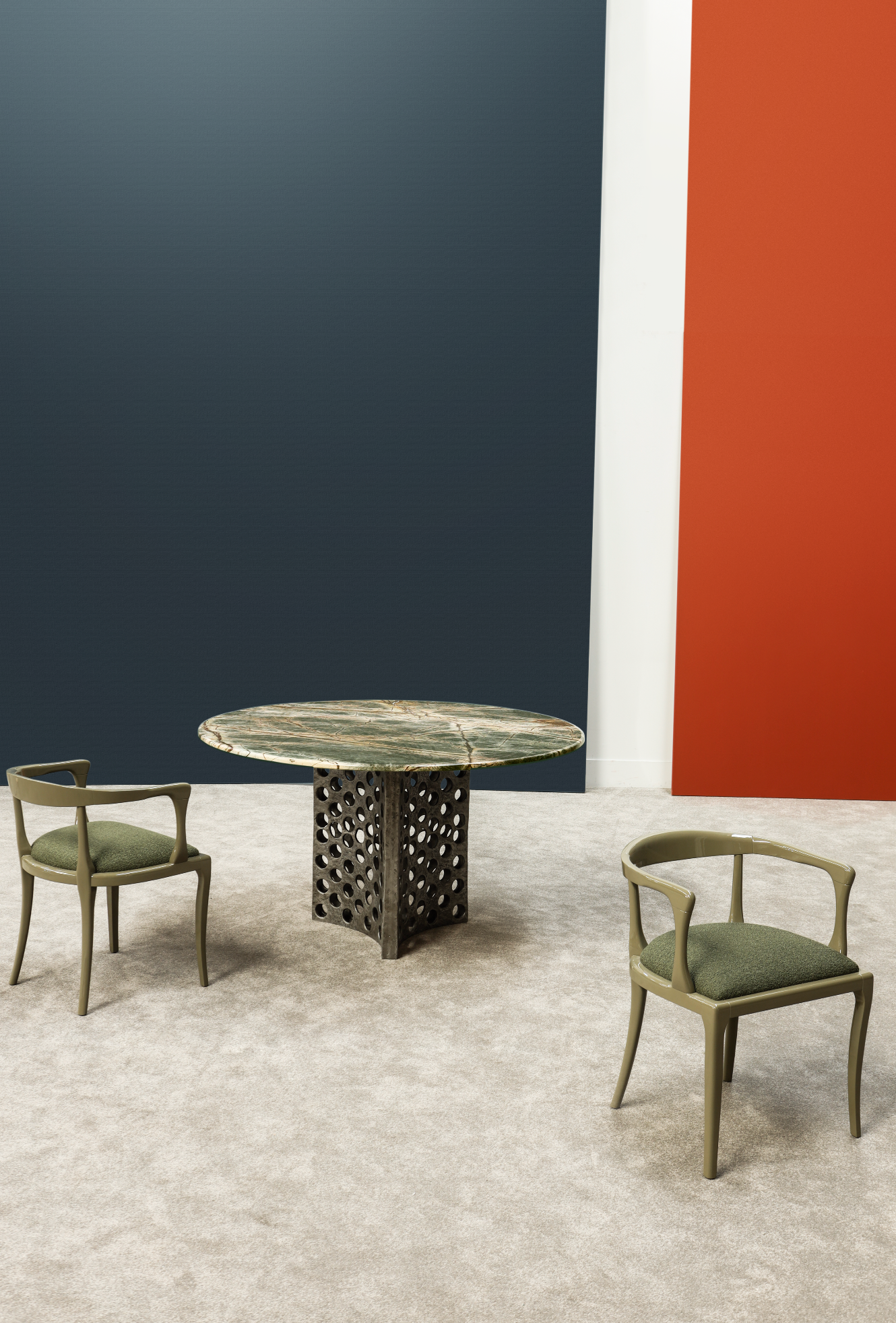 HELIKA ROUND DINING