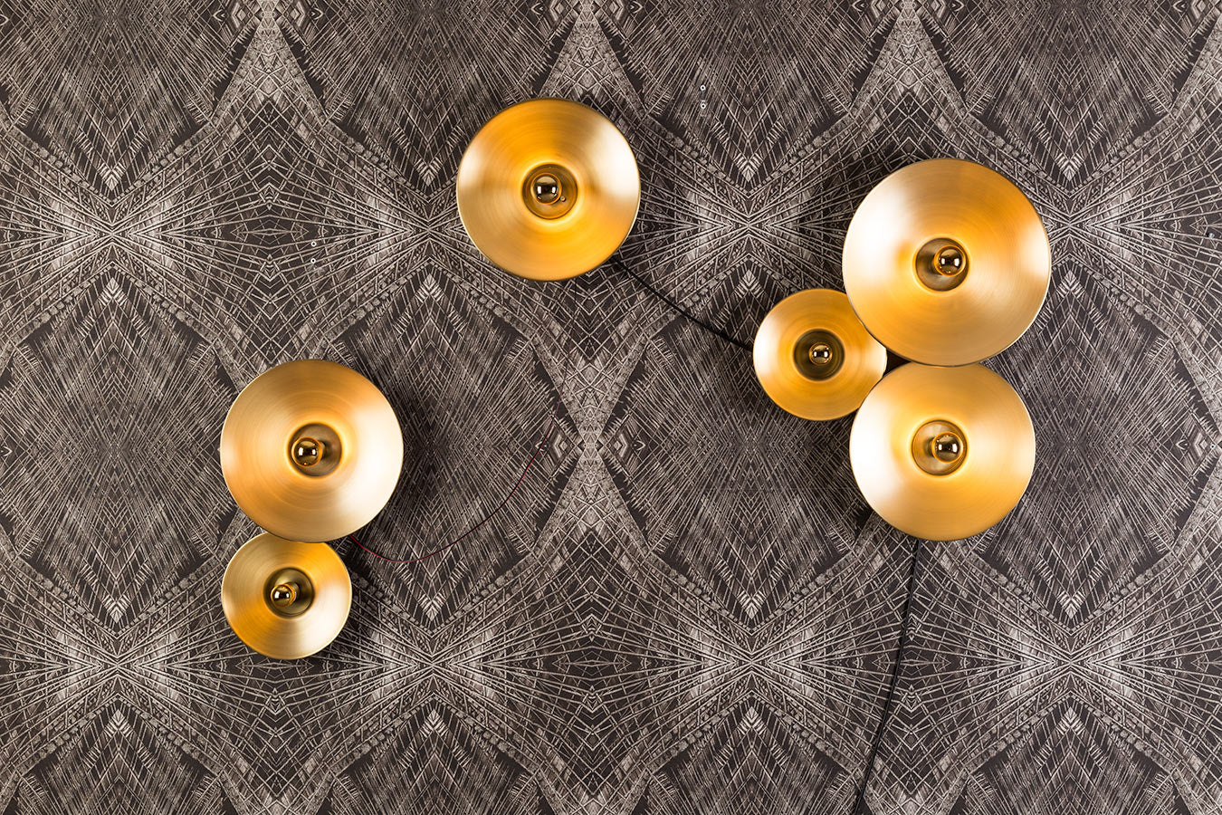 KAMEO SCONCE