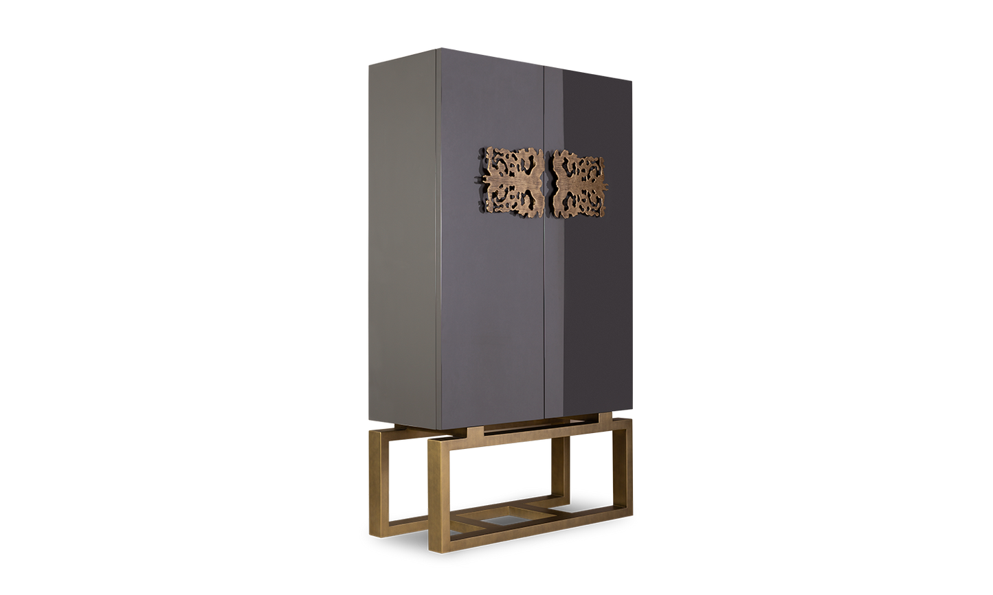 BISCORNET CABINET