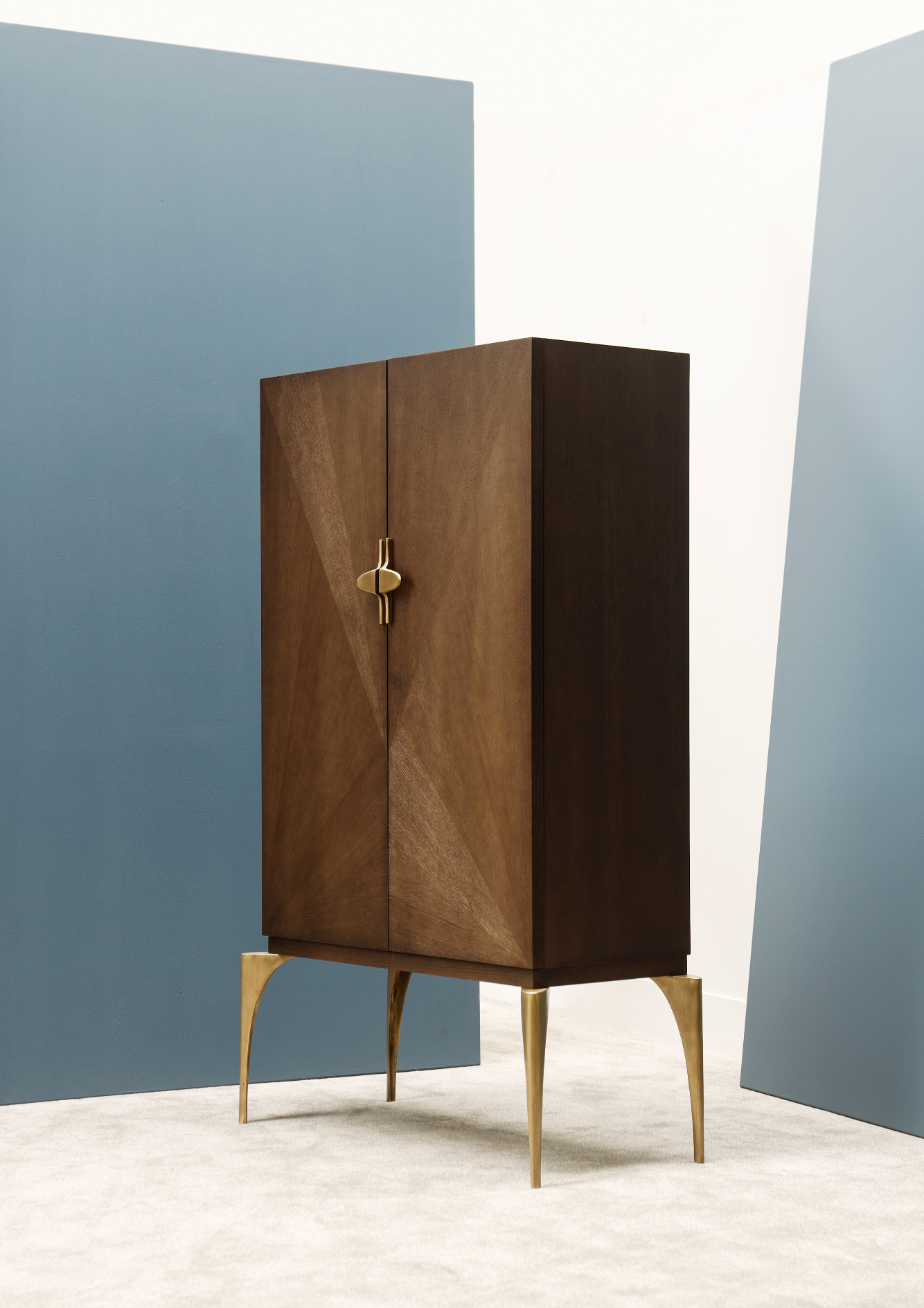 ELIOS CABINET
