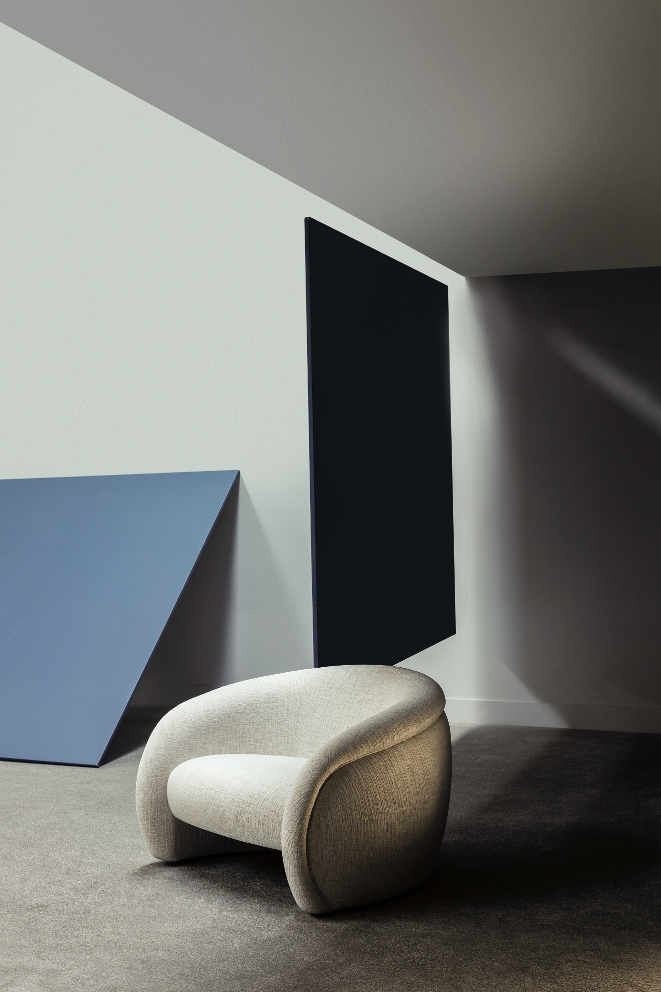 OTTO ARMCHAIR