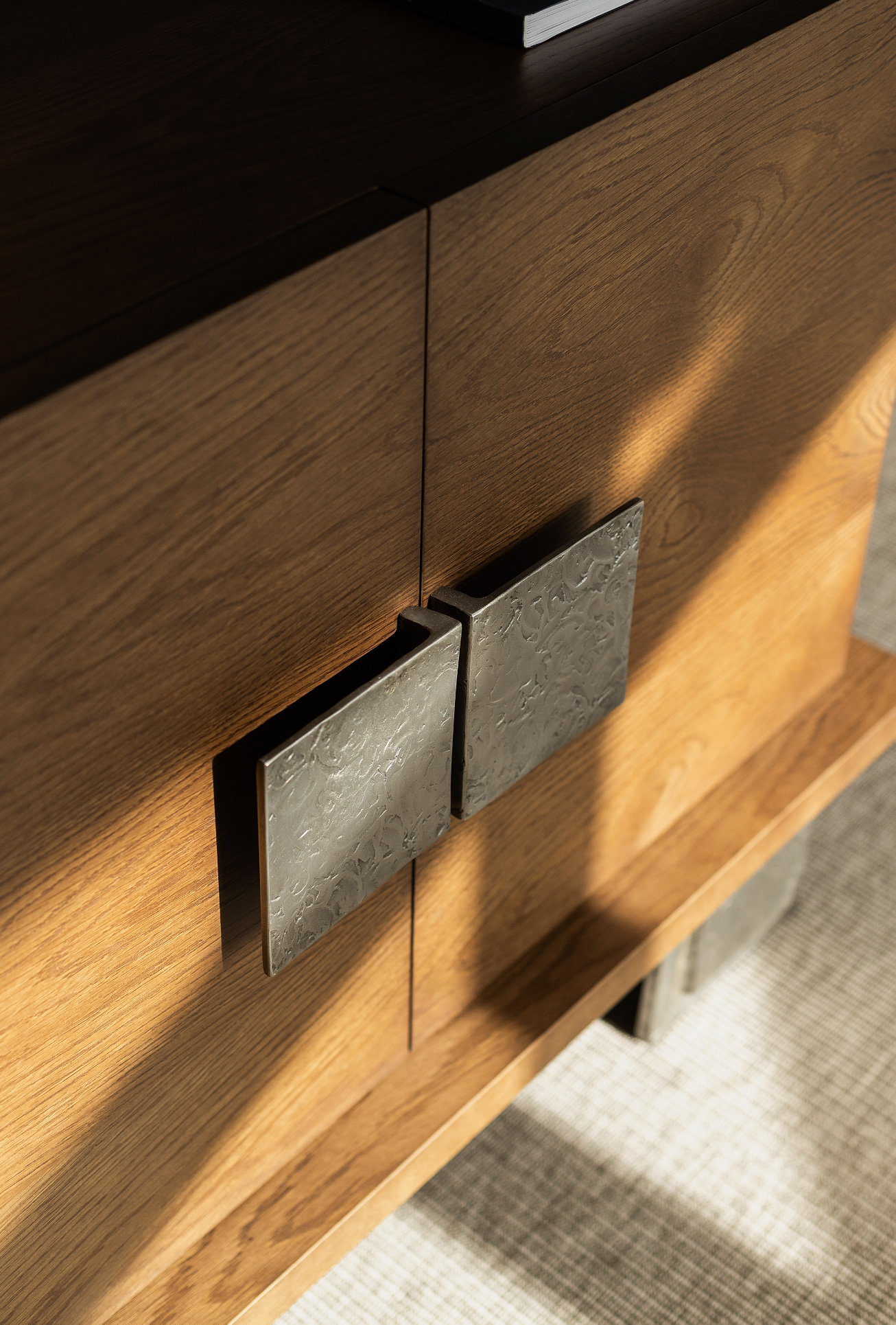 AMEDEO SIDEBOARD