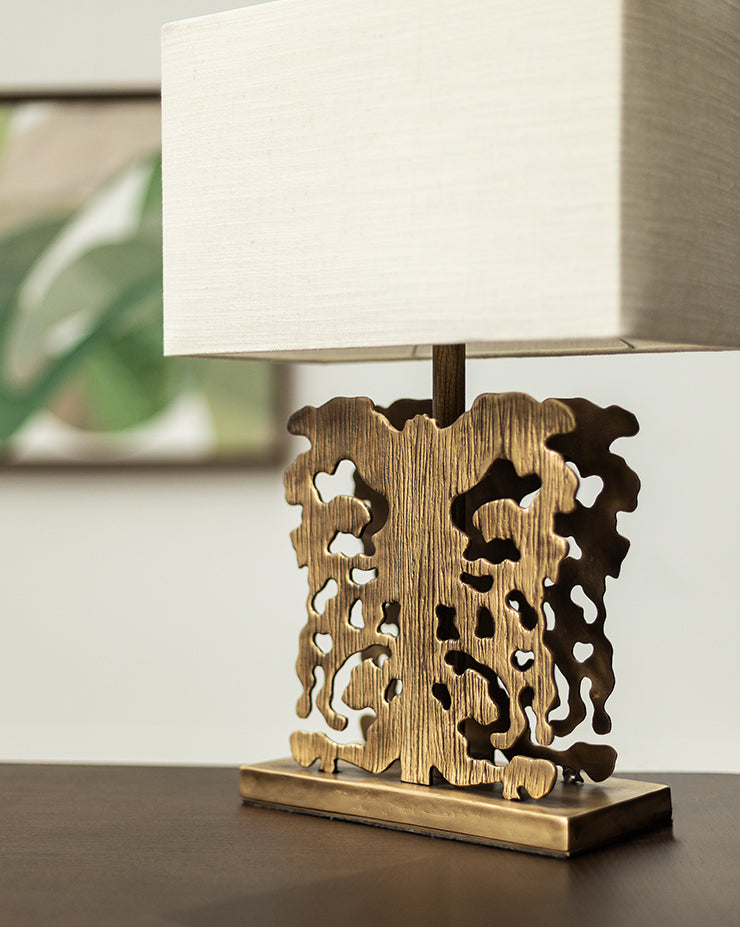 BISCORNET TABLE LAMP