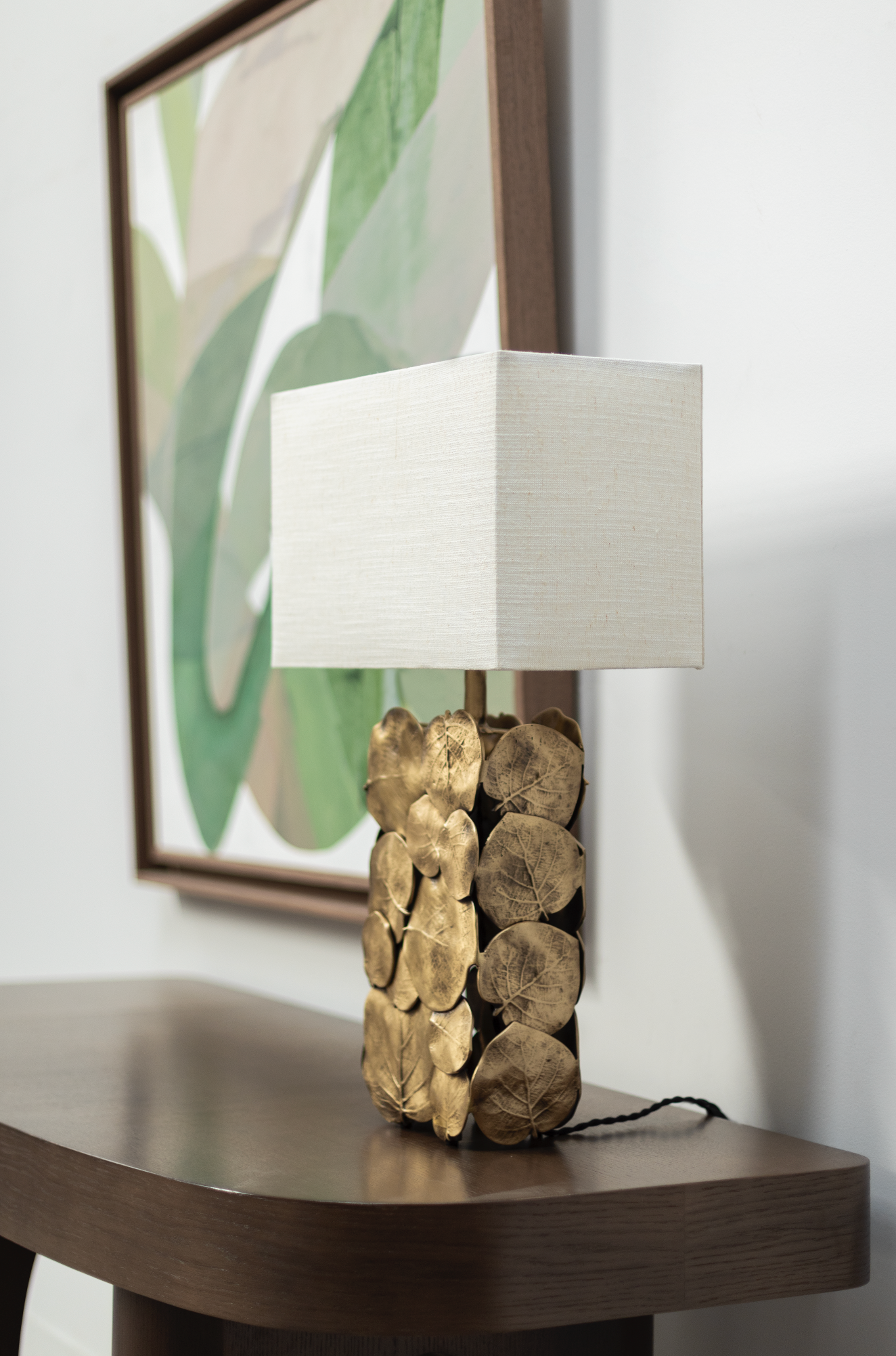 NYMPHEA TABLE LAMP