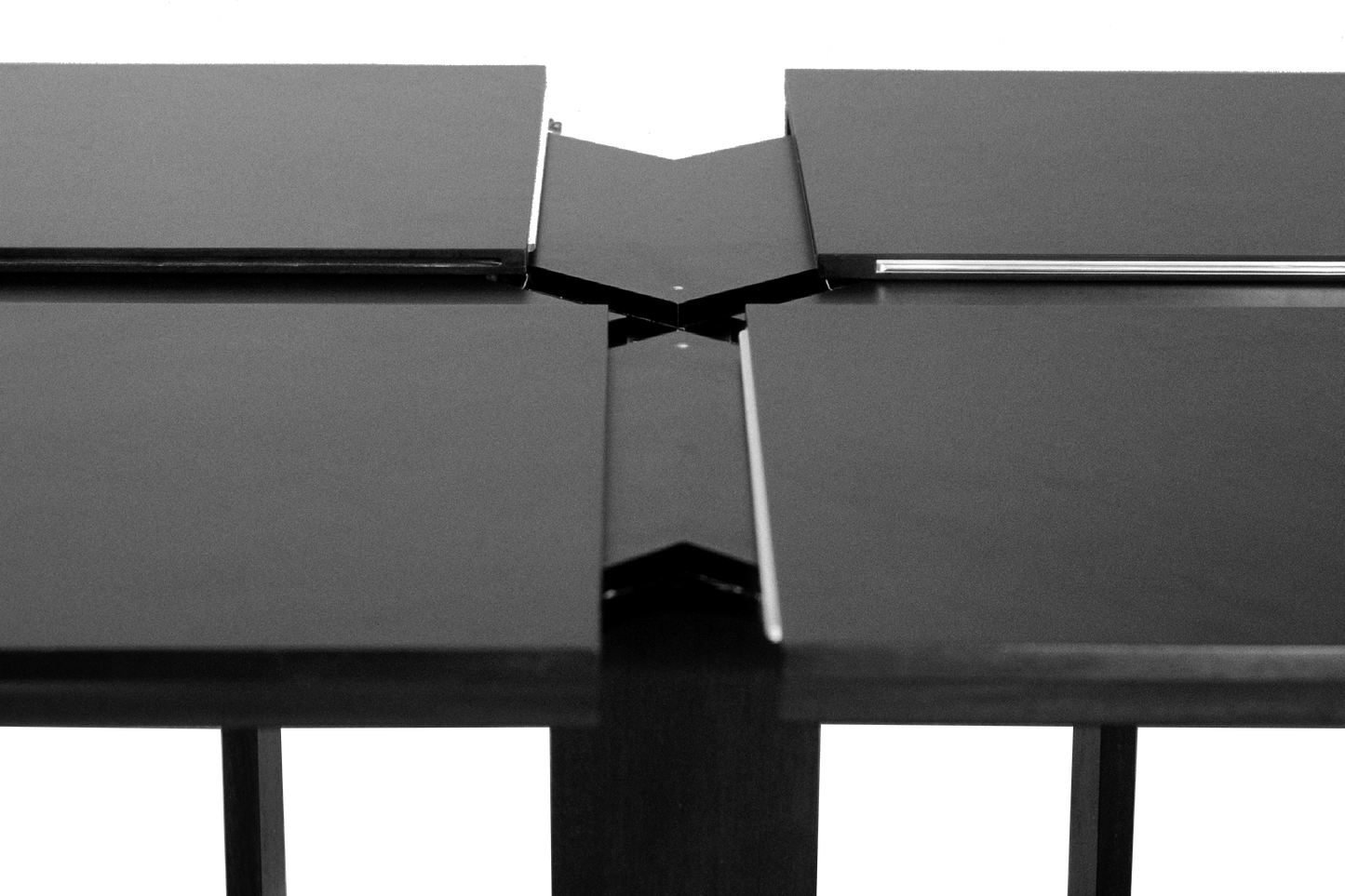 Denske Table - Square