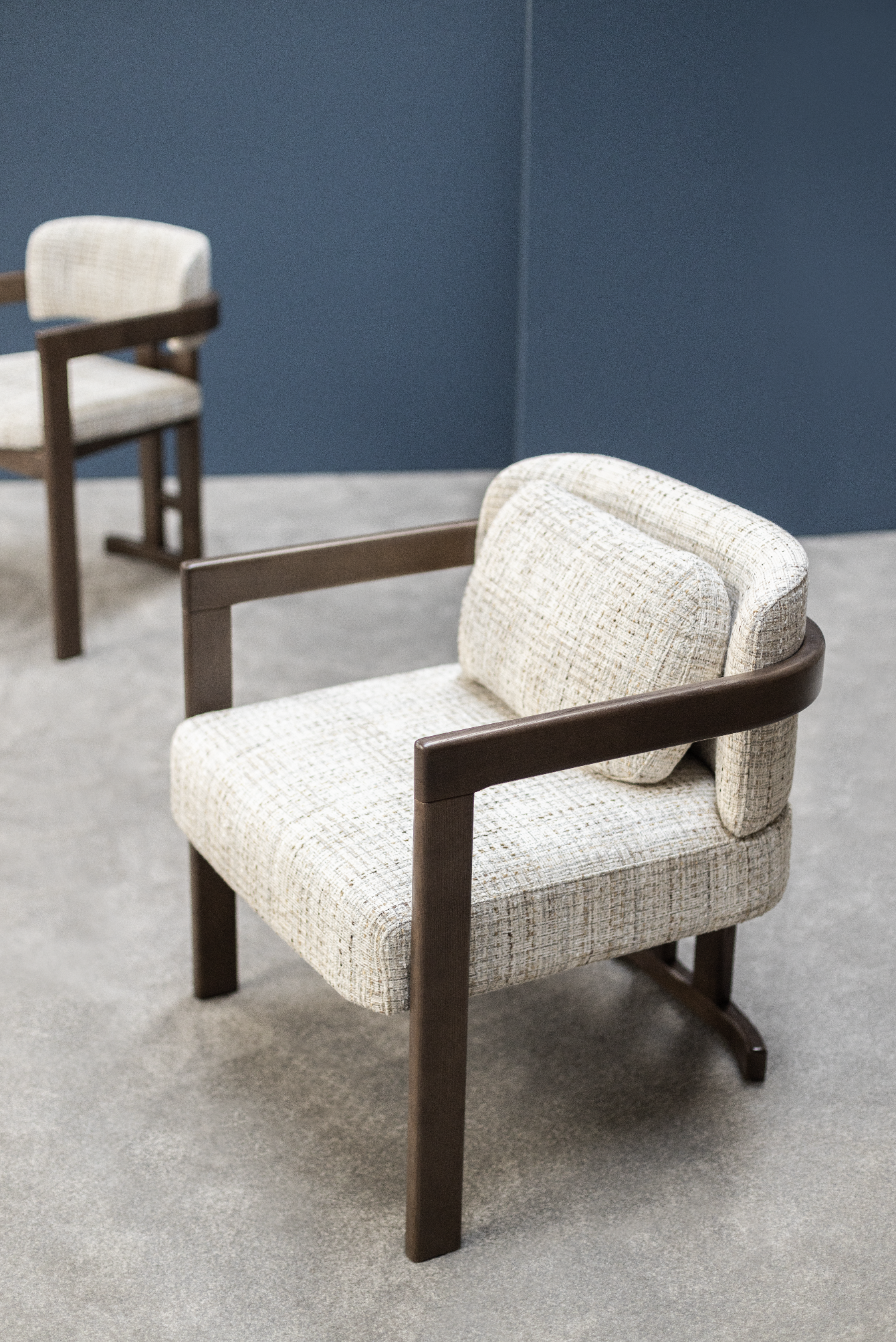 DOROTEA LOUNGE CHAIR