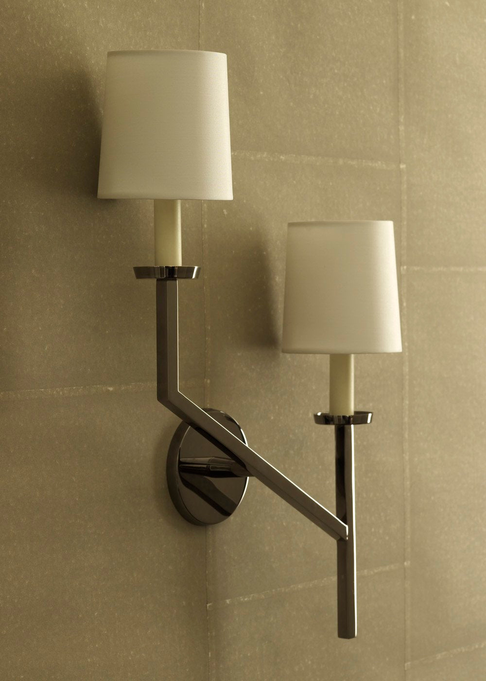 Arlus Sconce