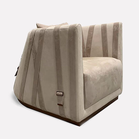 BOND Swivel Armchair
