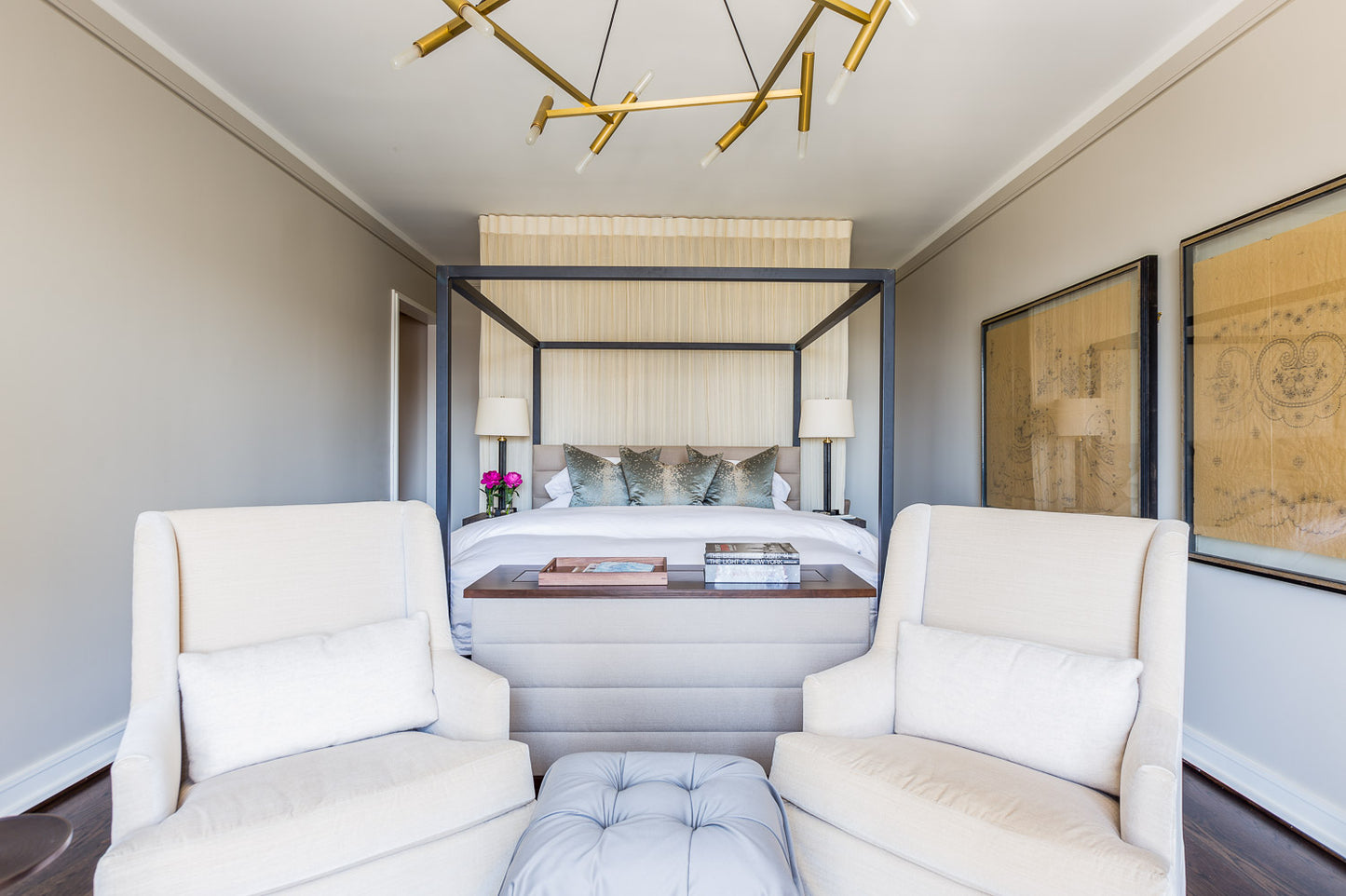Le Petite Pentagone Chandelier