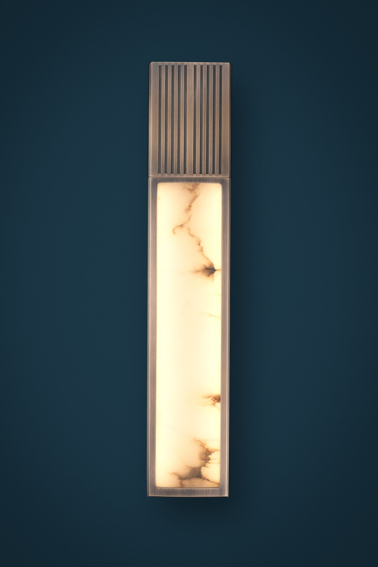 BRAUN 650 WALL LIGHT