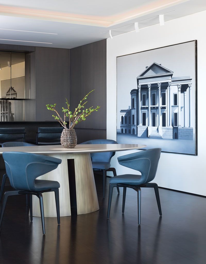 Fuego Oval Dining Table