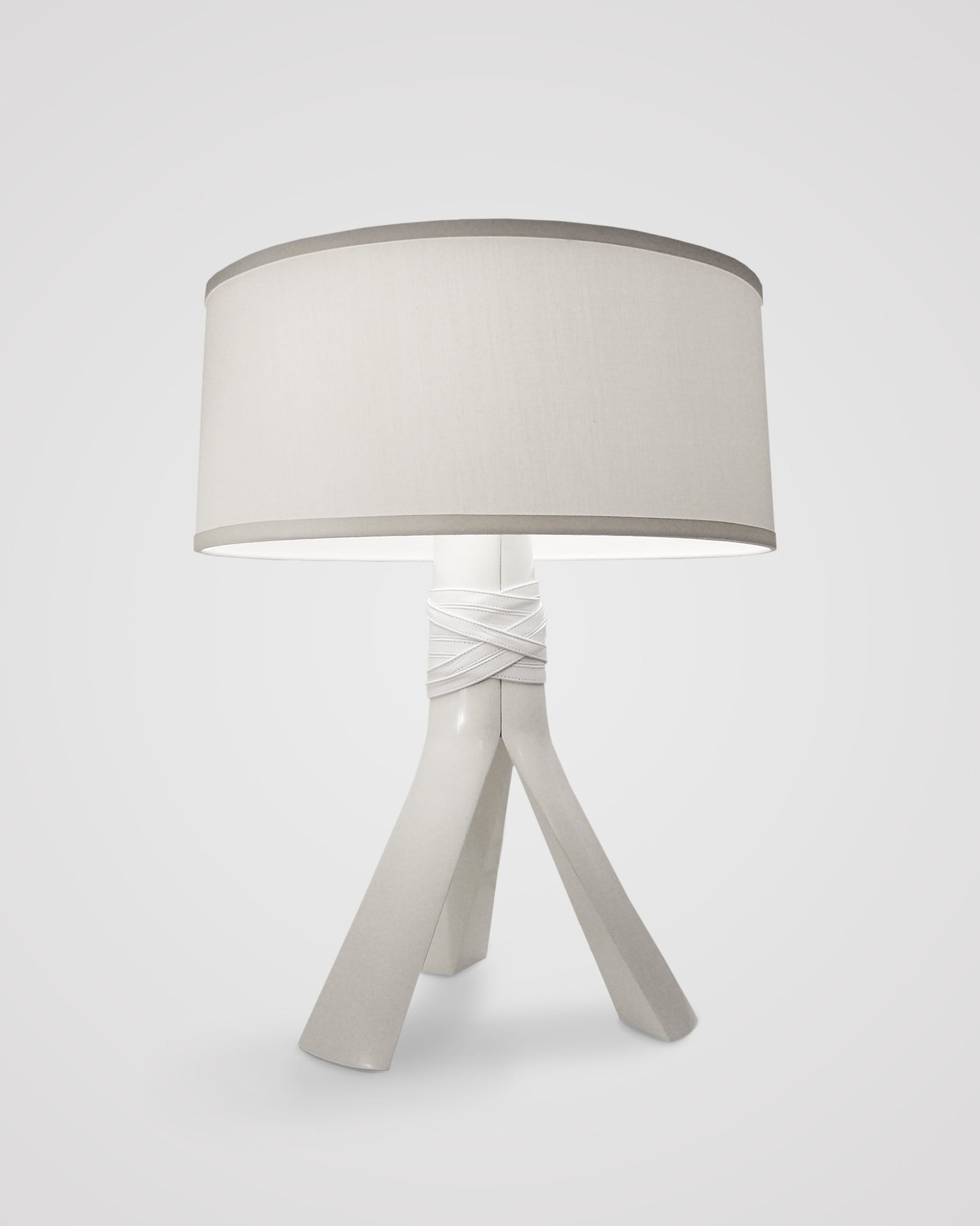 Avanti Table Lamp