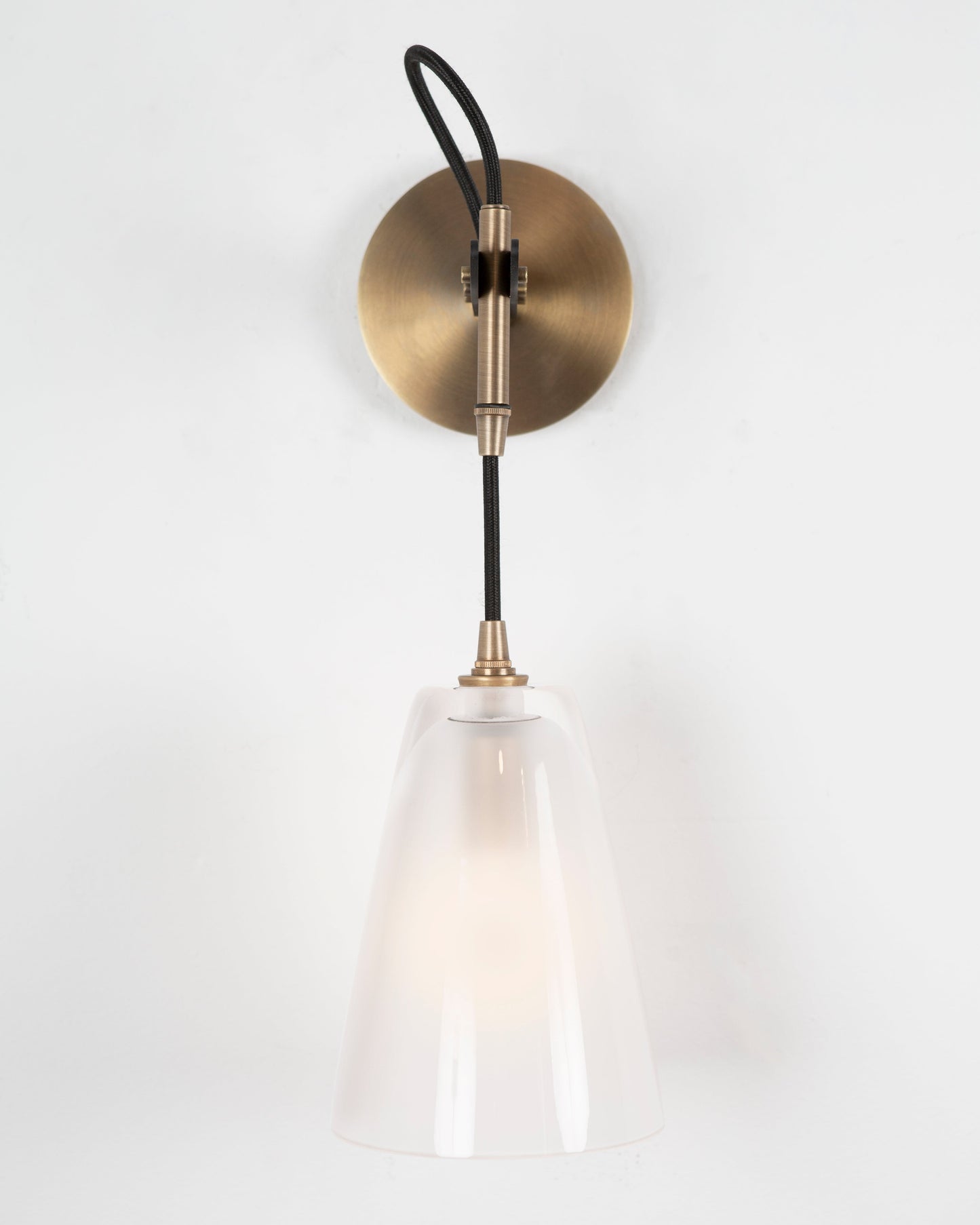 Vail Single Arm Sconce