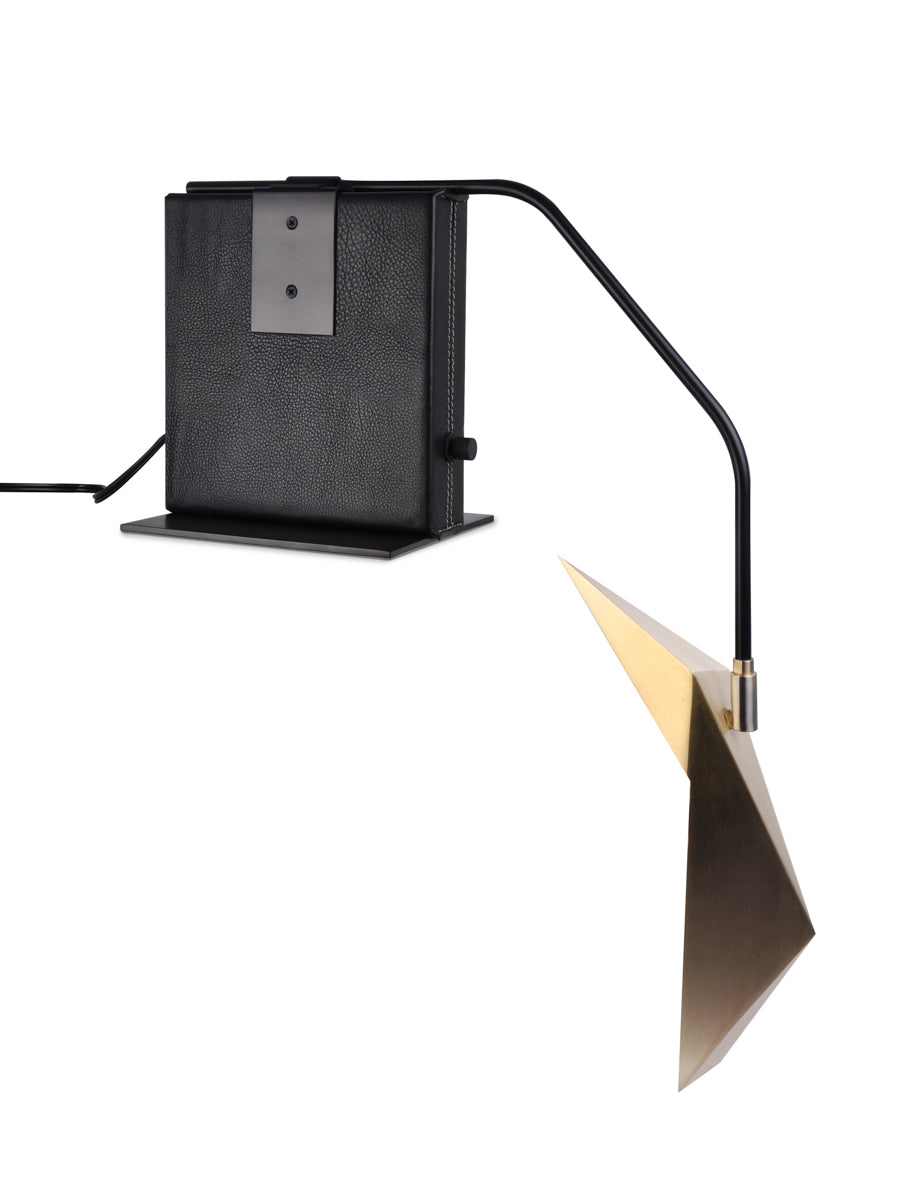 Volar Bookshelf Lamp