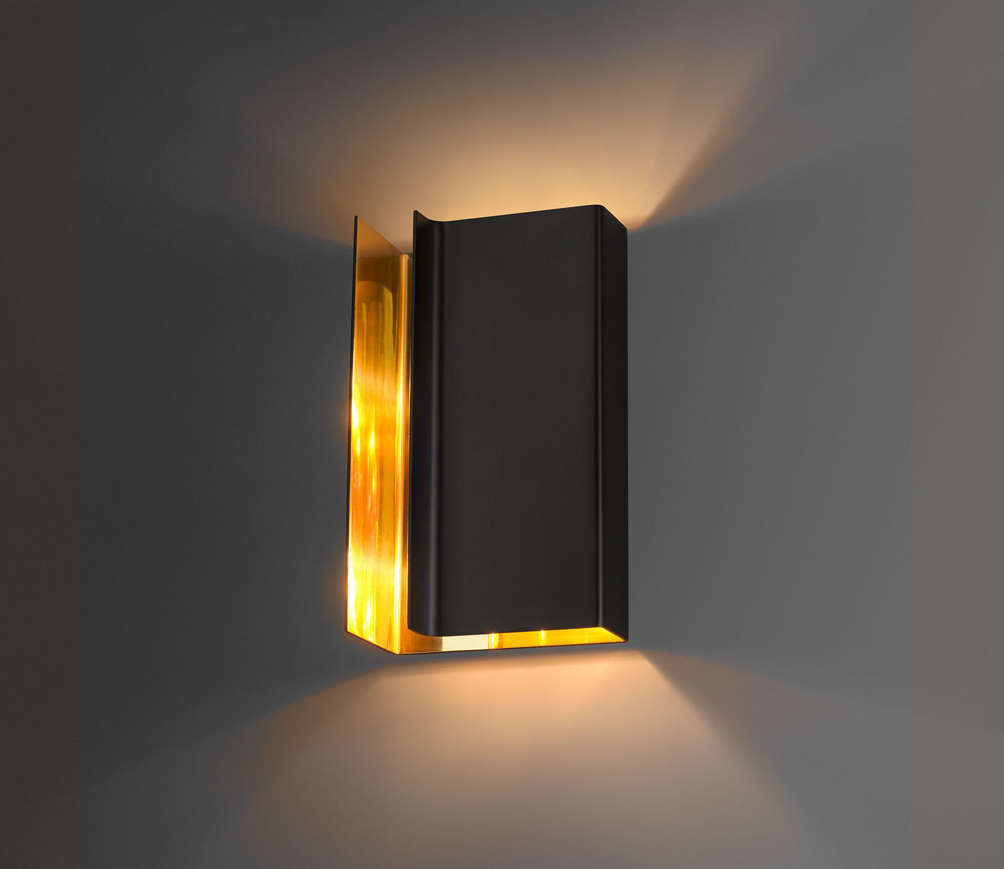 Brouillon Sconce