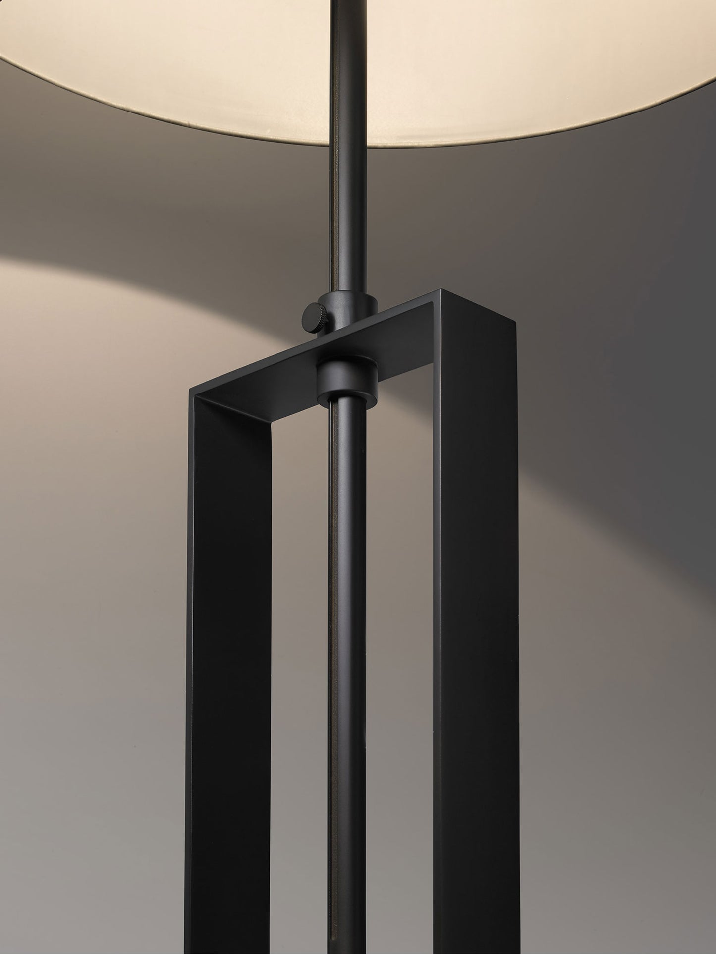 Vidame Floor Lamp