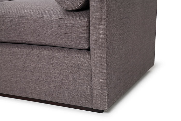Dennisen Sofa