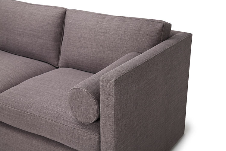 Dennisen Sofa