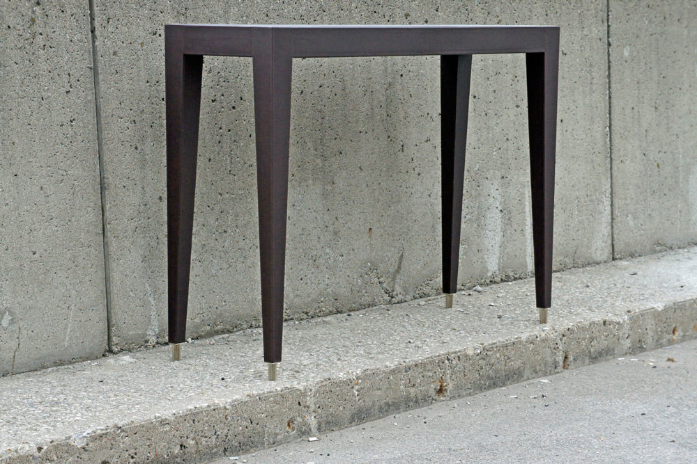 Savannah Console