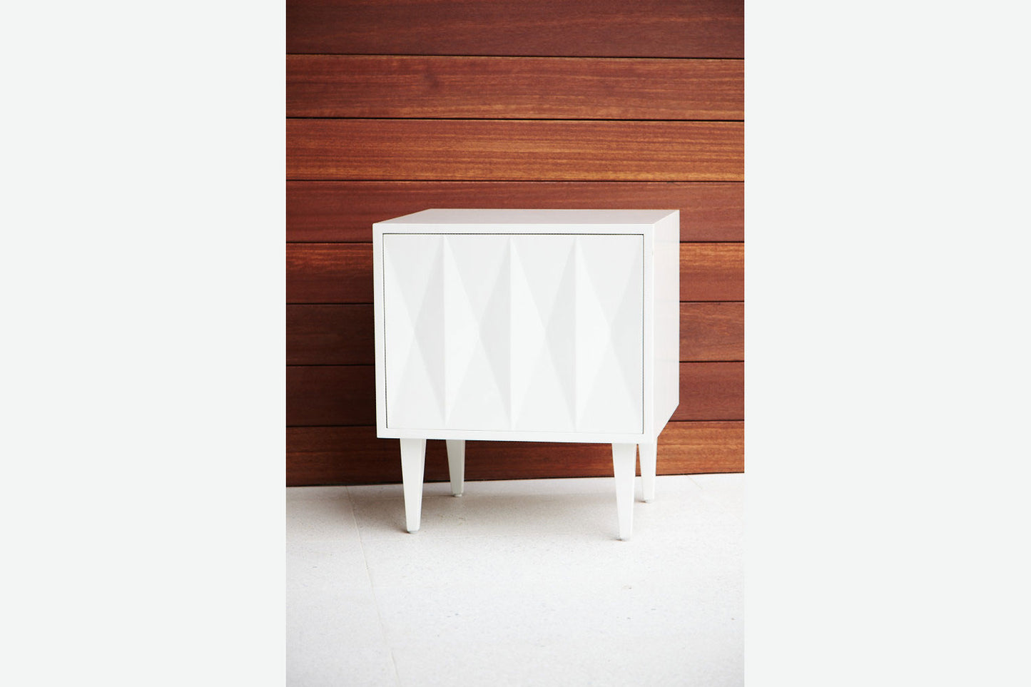 DIAMOND DOOR TABLE