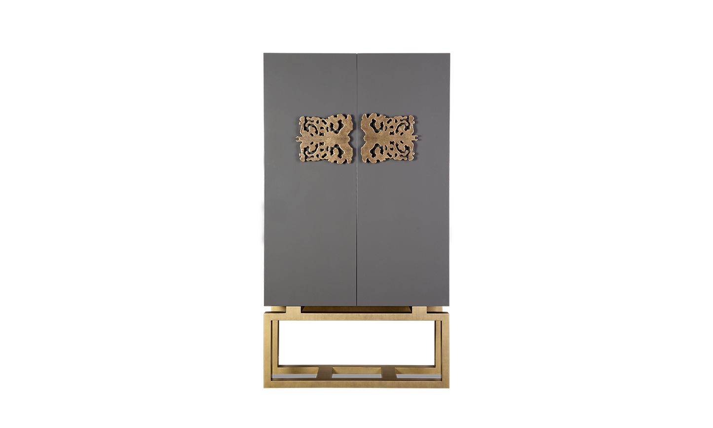 BISCORNET CABINET