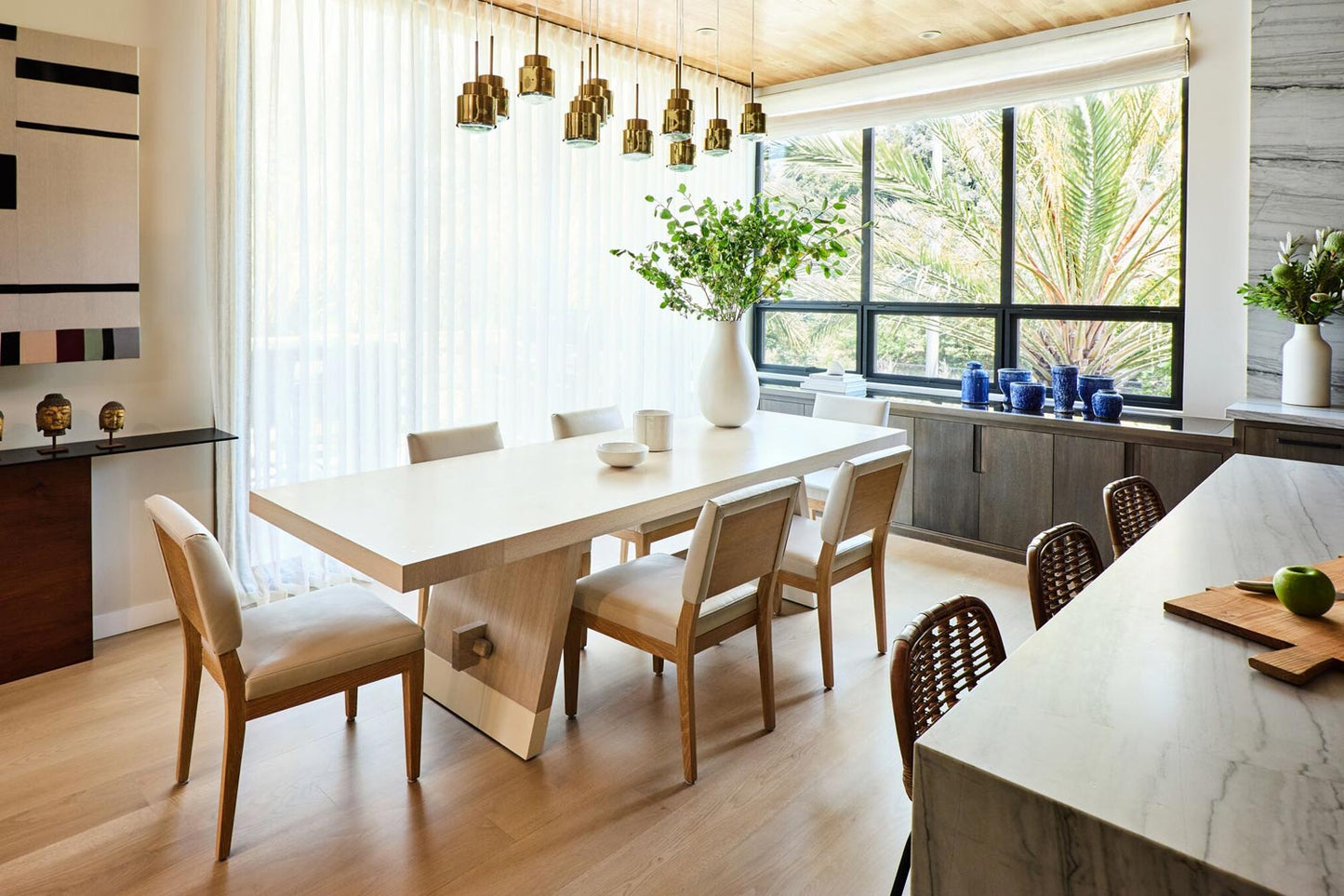 NOBU DINING TABLE