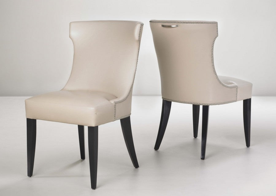 One Arts plain chair