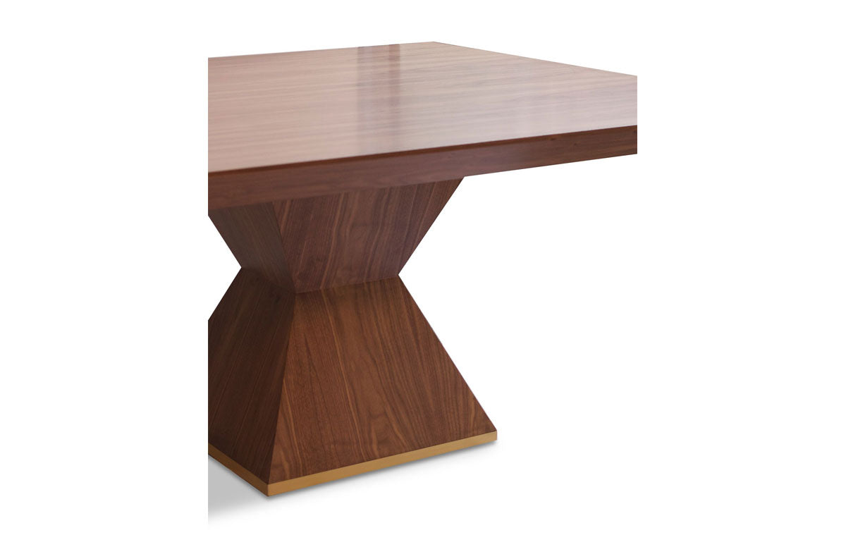 STARK DINING TABLE