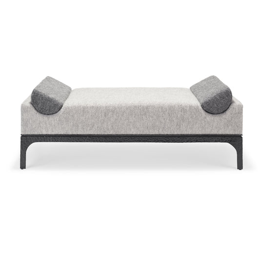Opio Chaise