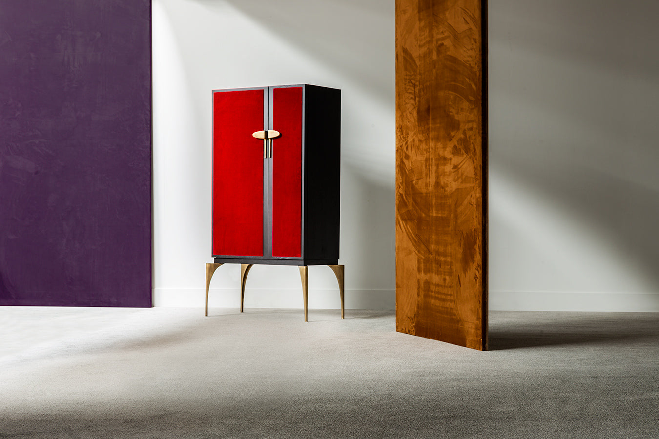 MANOLO CABINET