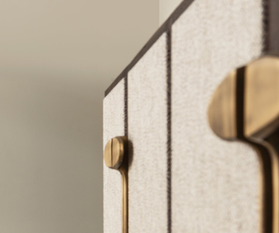MANOLO SIDEBOARD