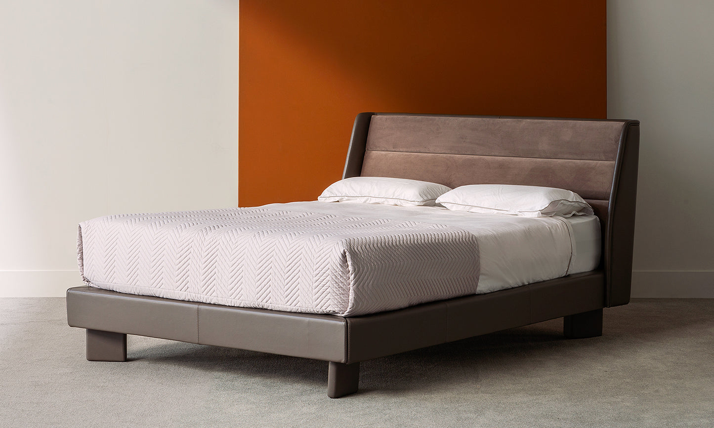 LAZARO BED