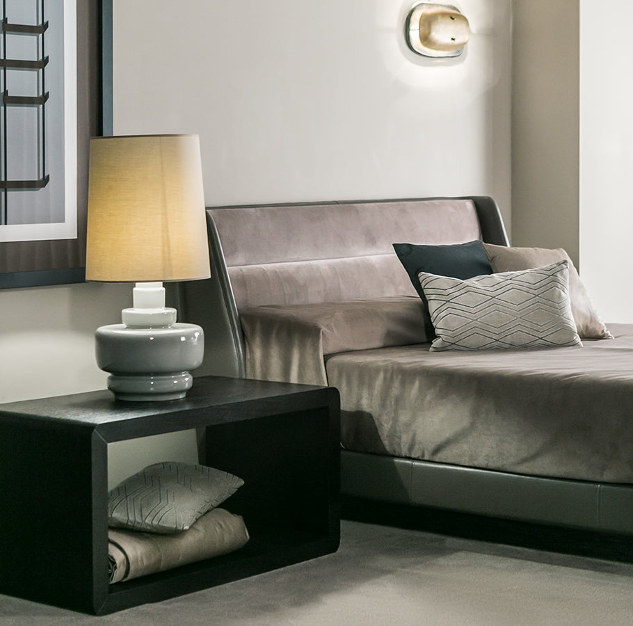 LAZARO BED