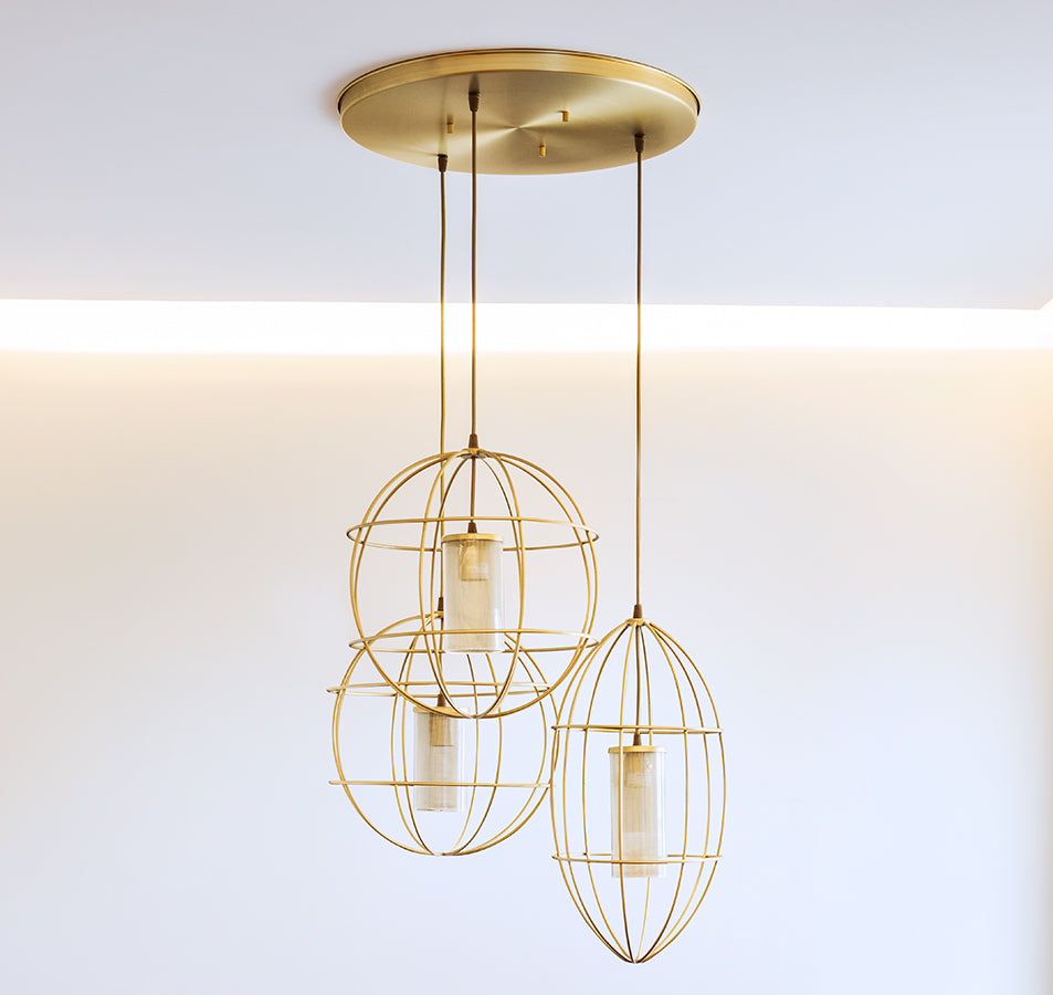 ZEPPELIN ROUND PENDANT