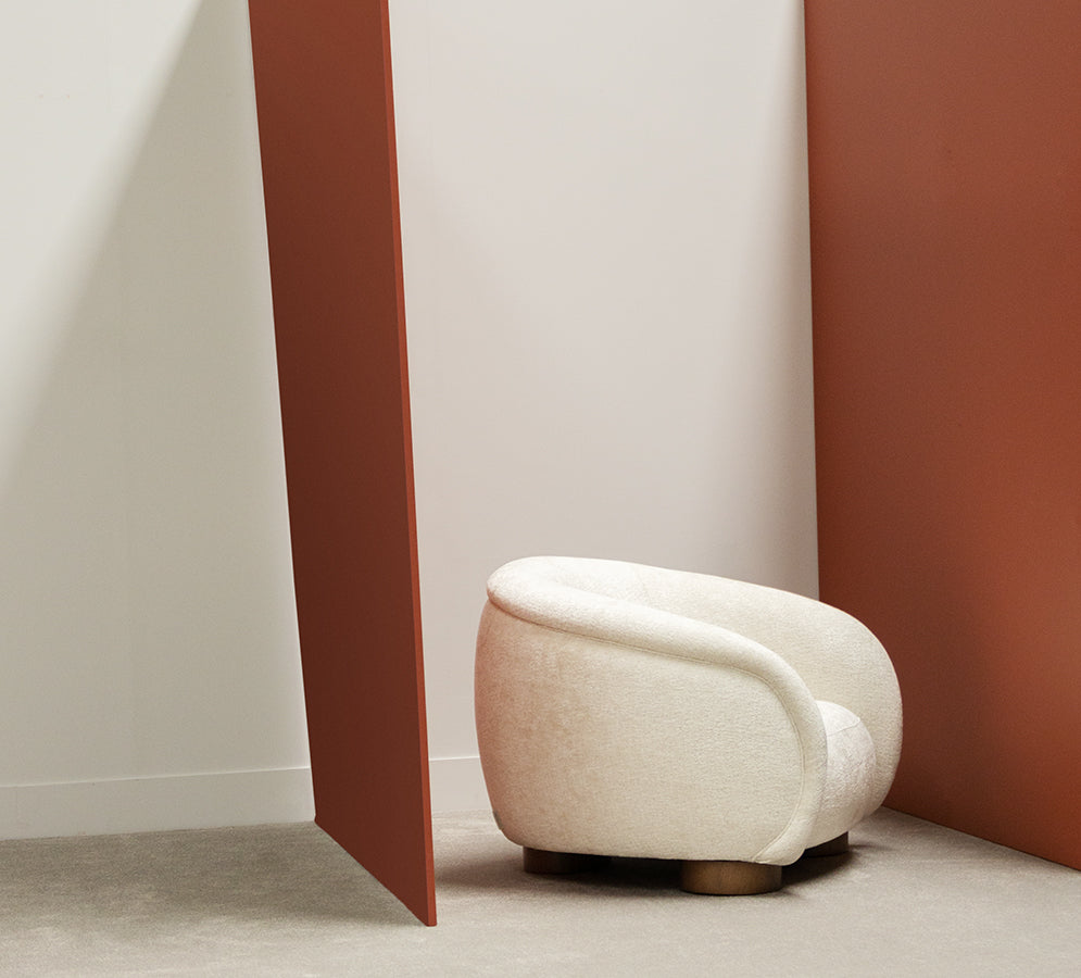 OLIVER ARMCHAIR