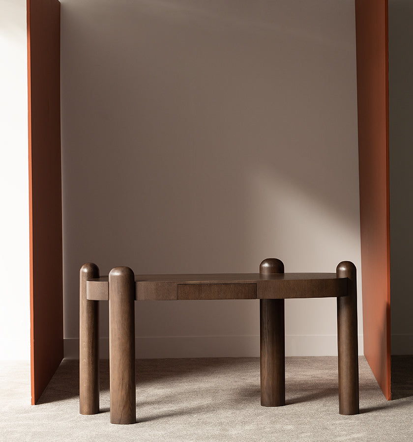 SEVEN DESK/CONSOLE