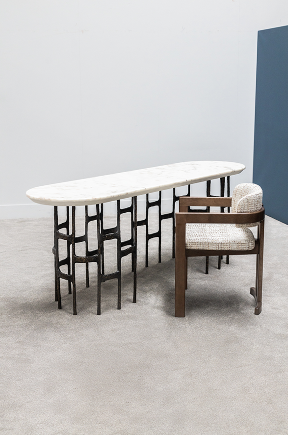 HOFFMAN CONSOLE
