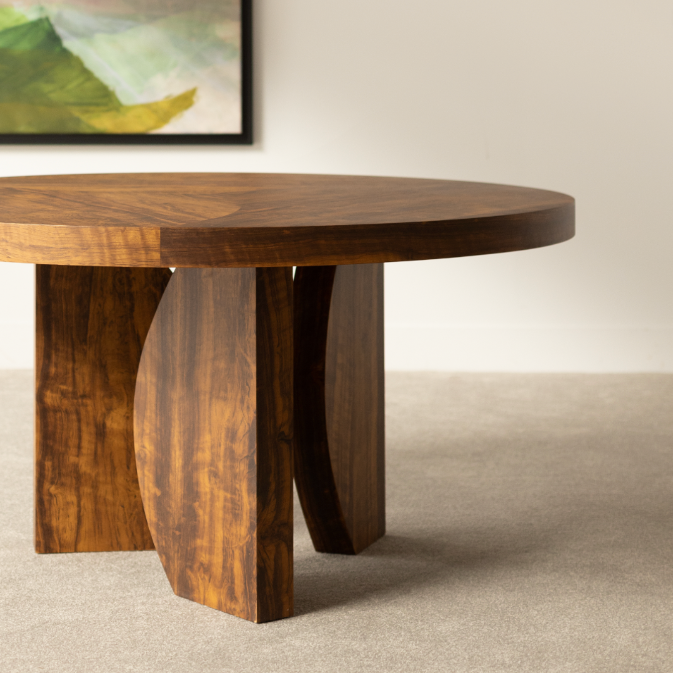 DALLI ROUND DINING