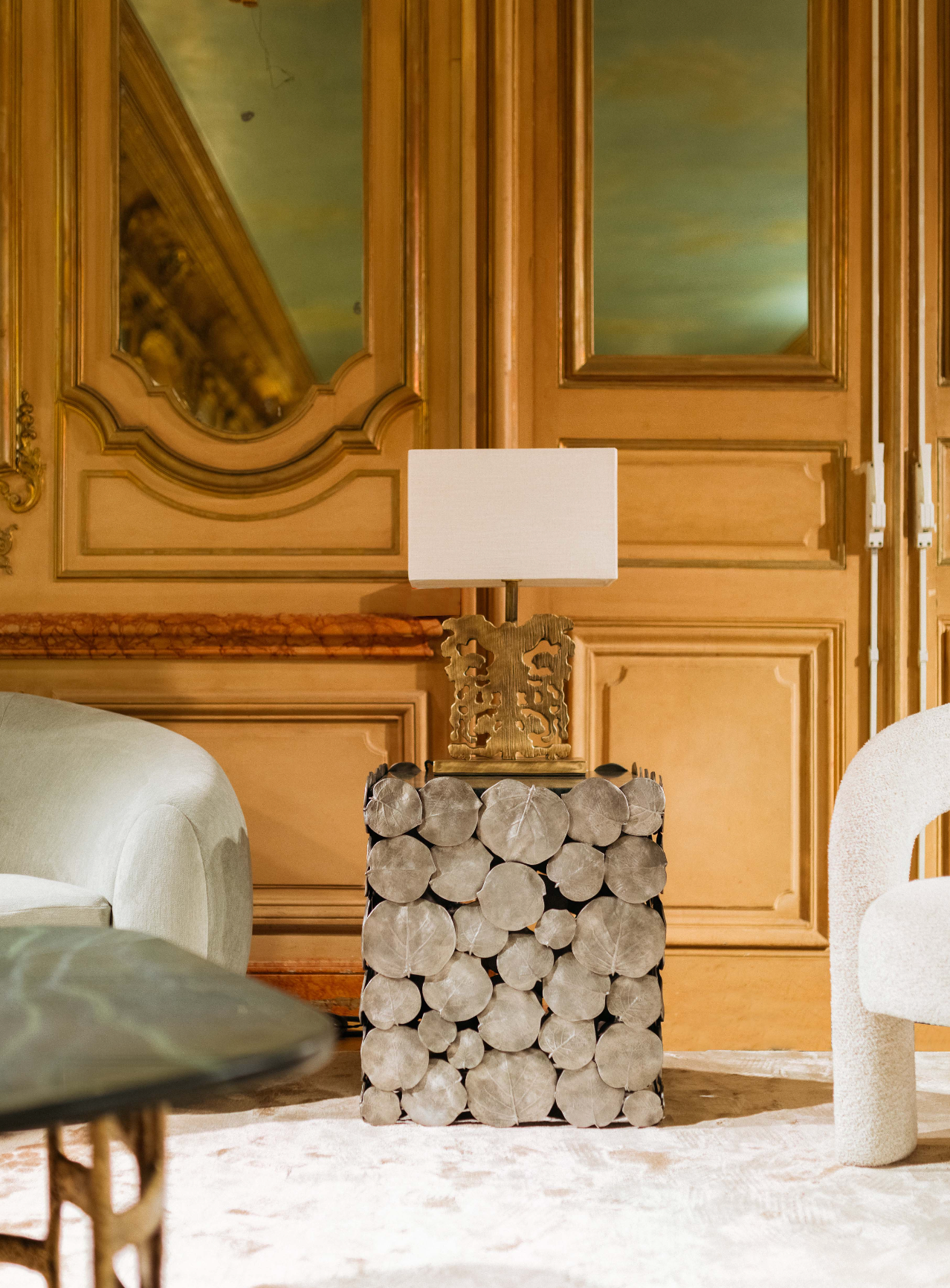 BISCORNET TABLE LAMP