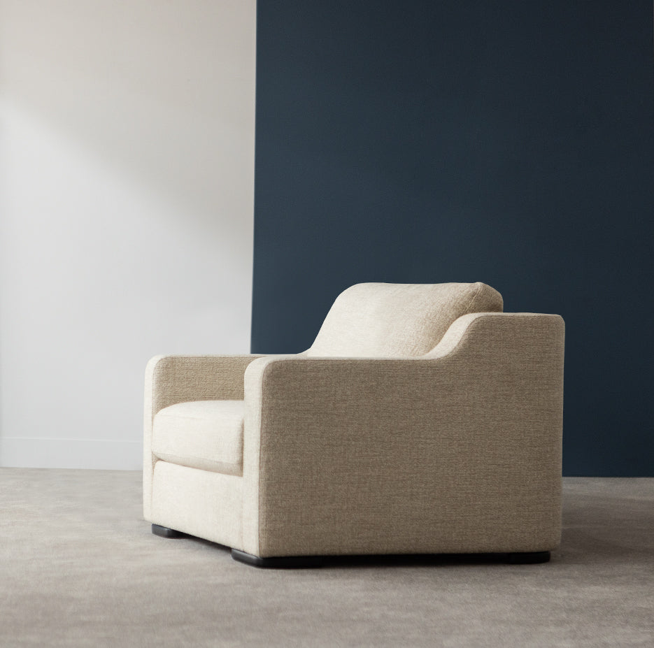 Lazaro II armchair