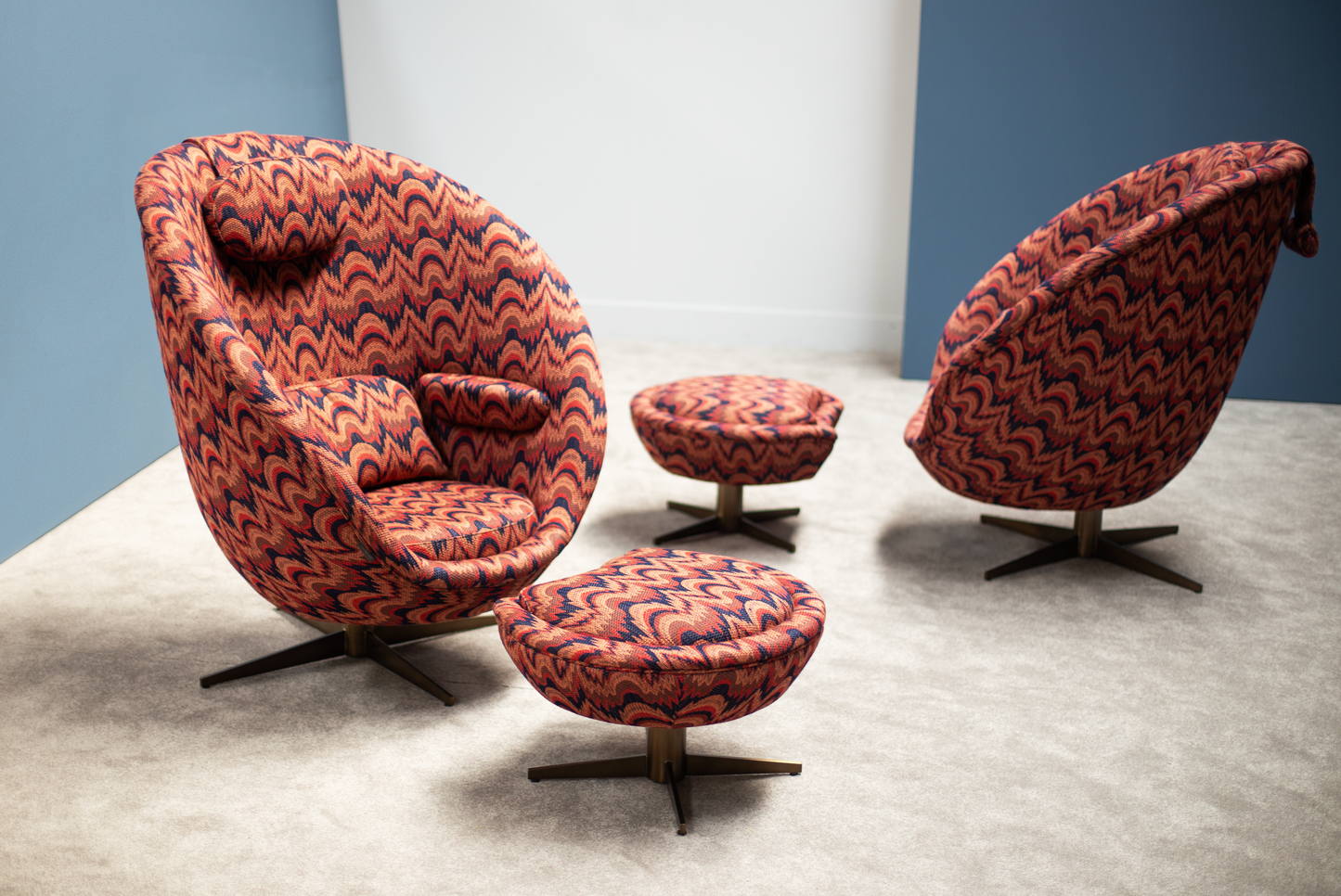 AGATHON ARMCHAIR