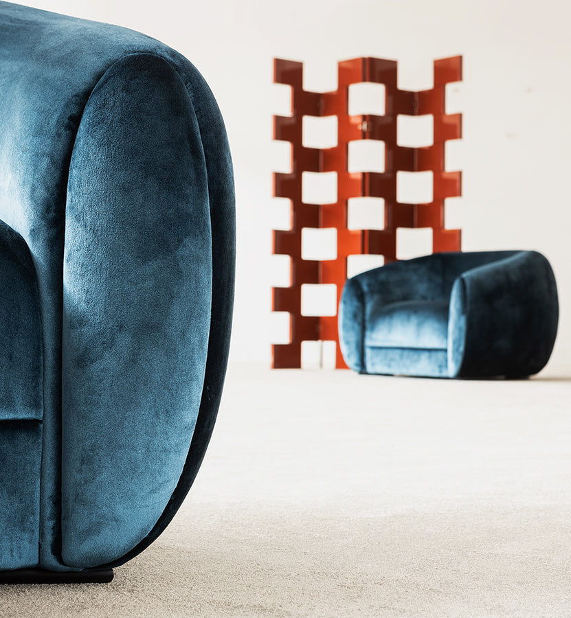 BARNABAS ARMCHAIR