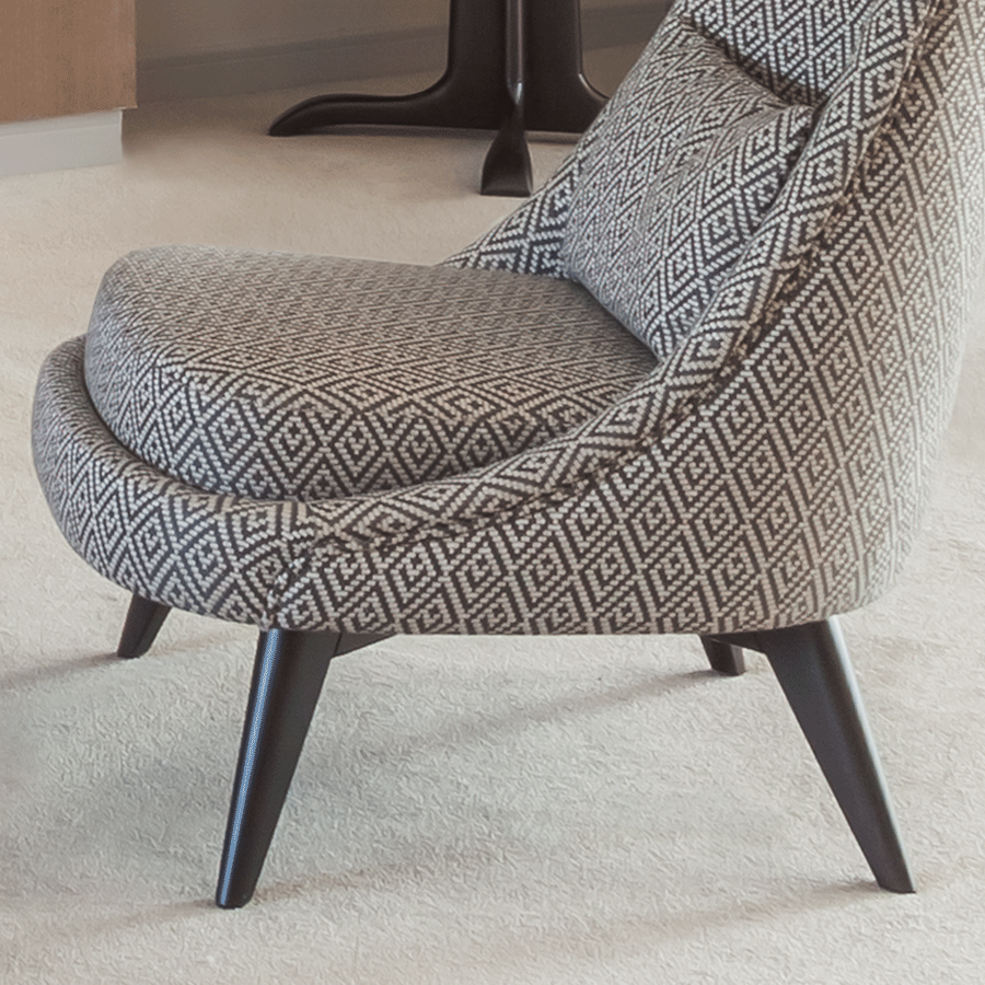 FIONA ARMCHAIR