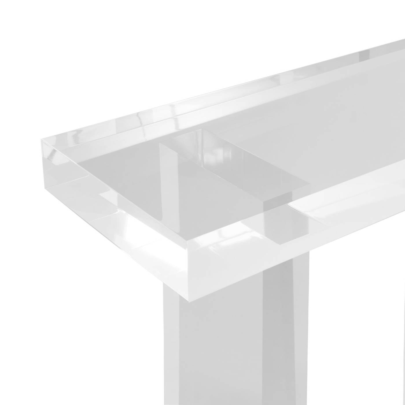 Altar Console, Clear