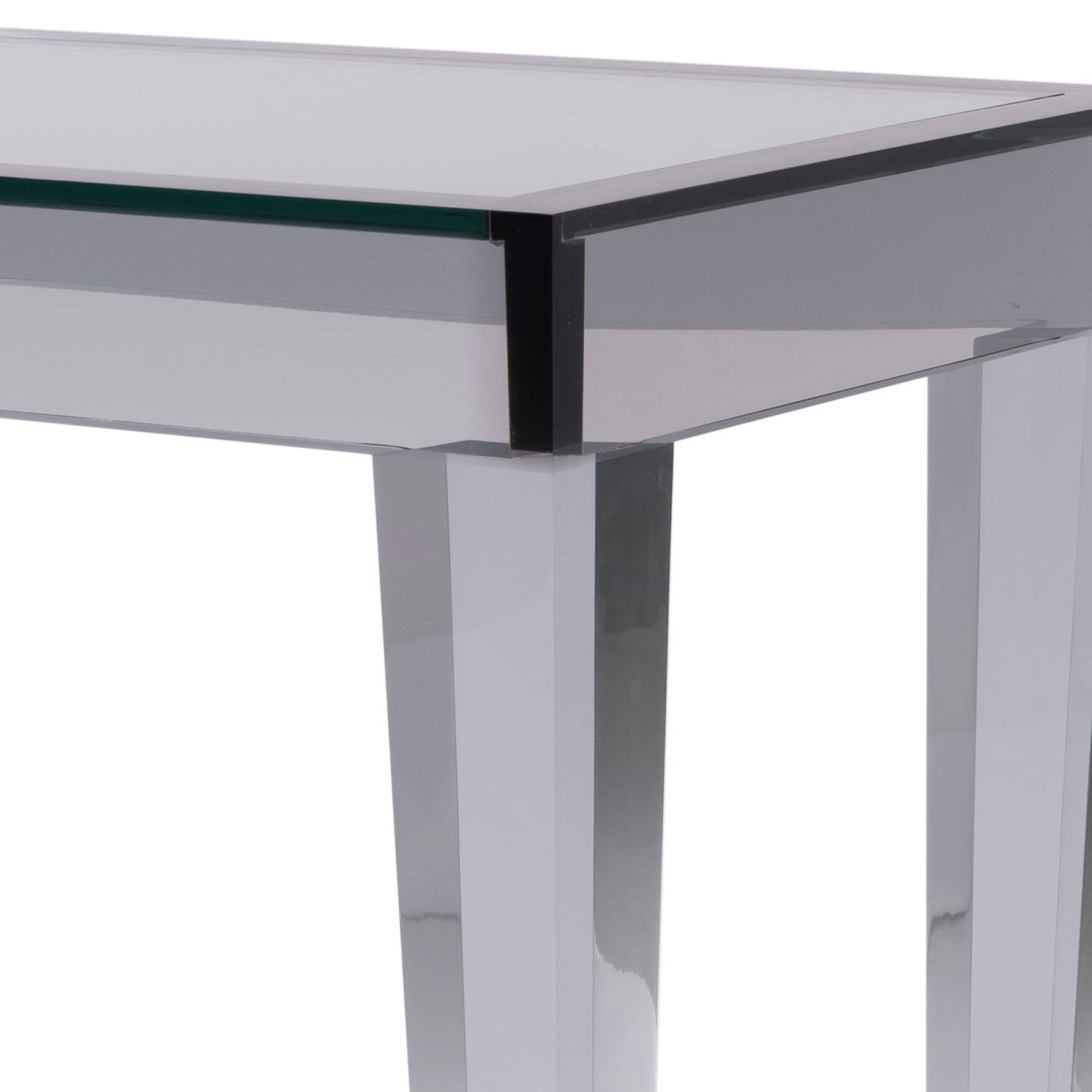 Palm IV Console 60-Inch, Chinchilla