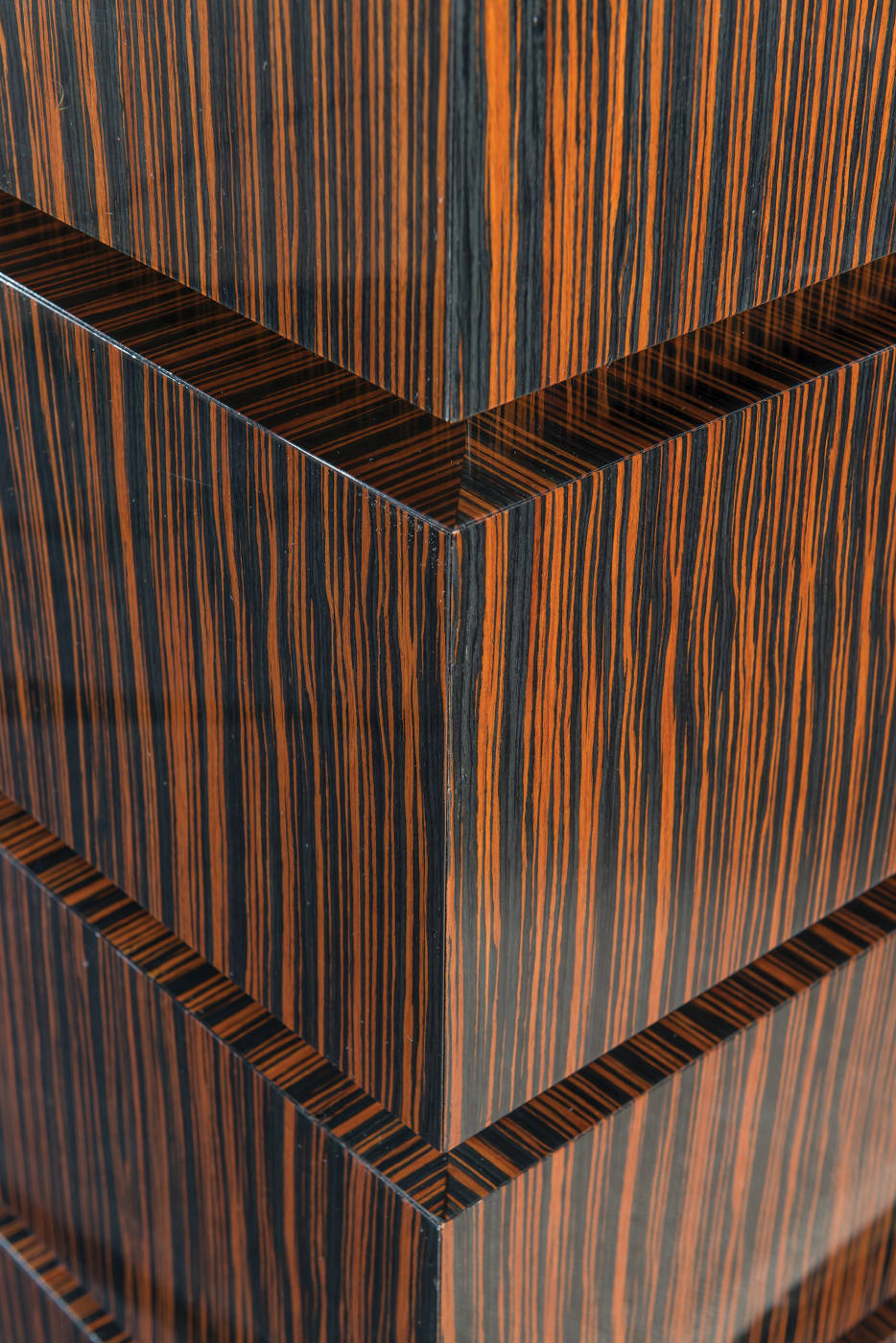 Tower Chest