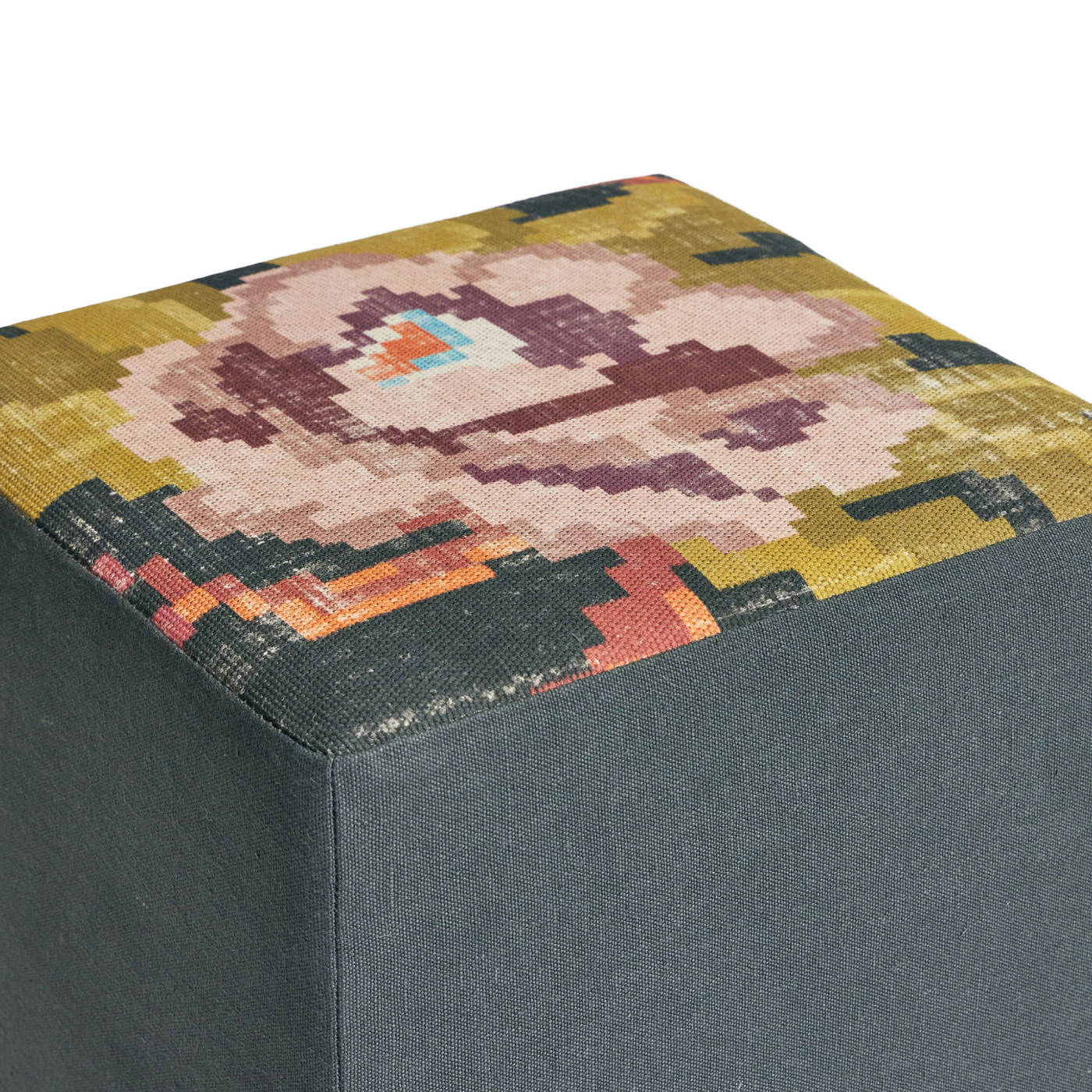 Bardot Pouf