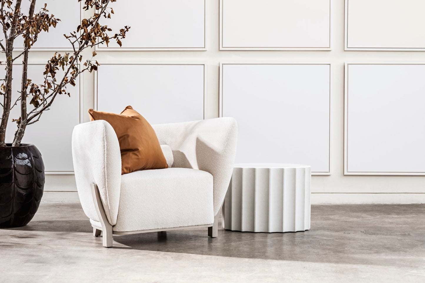 BOTERO LOUNGE CHAIR