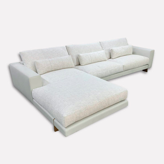 DIVO Sectional